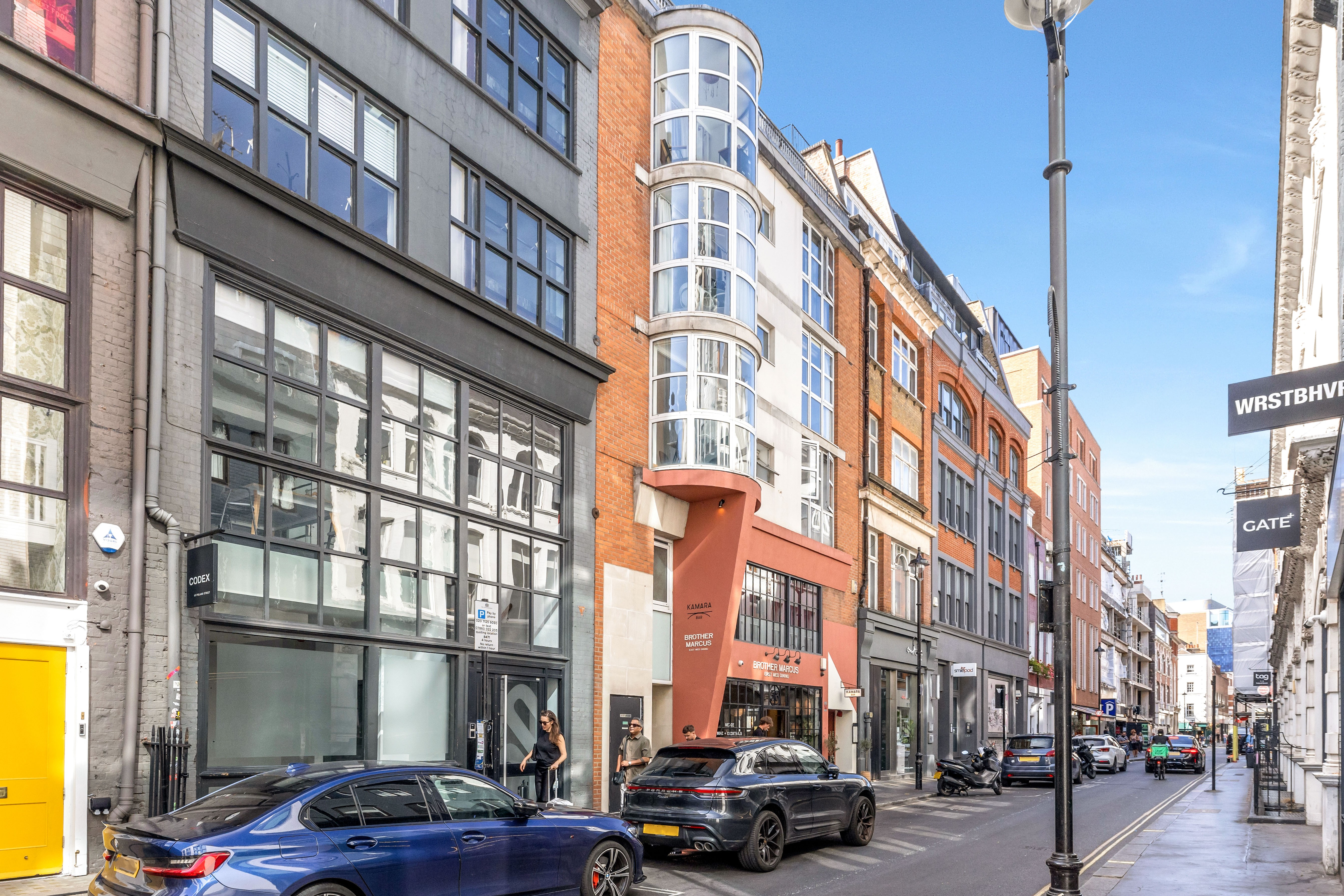 Poland Street – Luxury Two Bedroom Apartment thumbnail 25